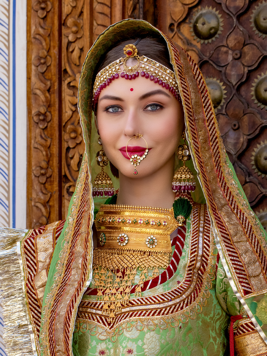 Gold jewellery collection